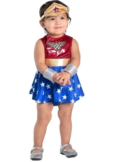 Newborn Wonderwoman Costume Front